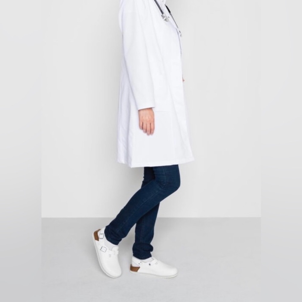 ❌SOLD❌ NWT Birkenstock with Back-strap! Professional - Medical - Hospitality - Picture 4 of 16